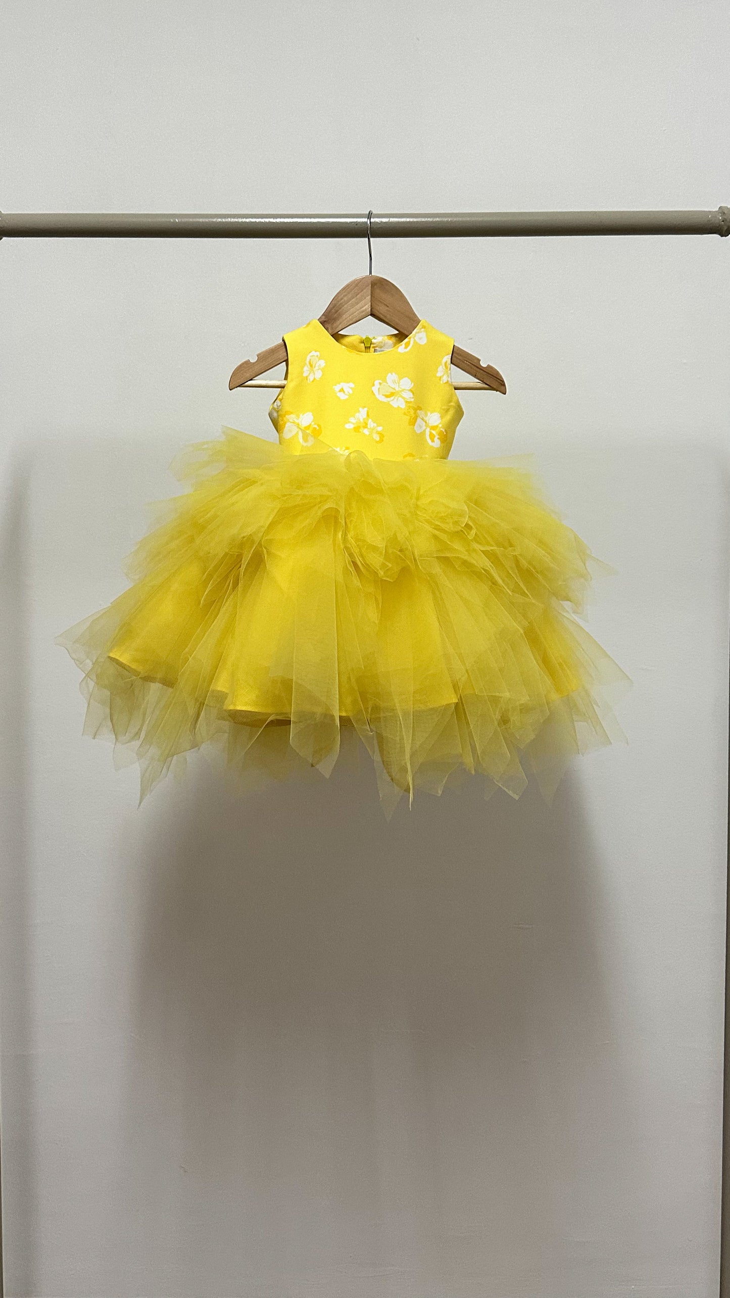 Sleeveless Midi Uneven Hem Tulle Dress - Yellow Floral Cotton